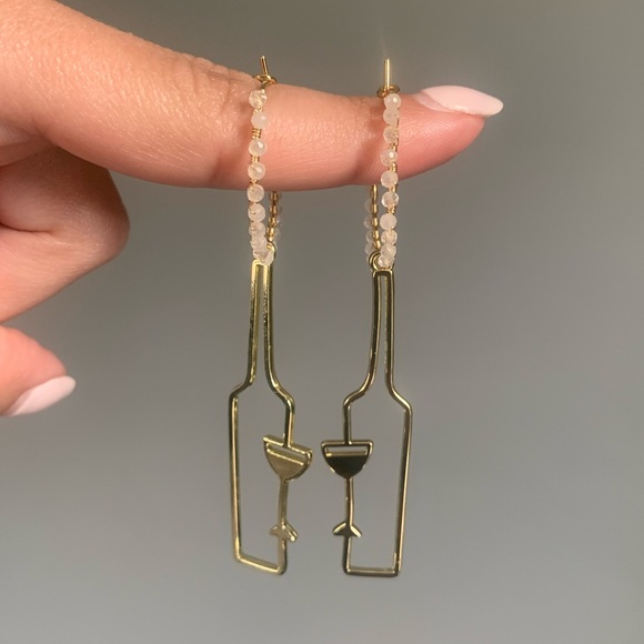 Yes Way Rosè! Earrings - Picture 1 of 4